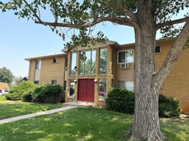 featured image of 1700 Larch St