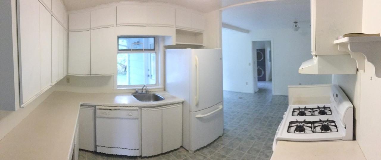 2326 127 A Street - Photo 4 of 16