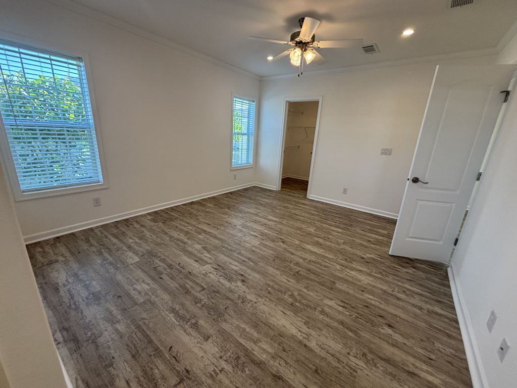 909 Inagua W - Photo 5 of 30