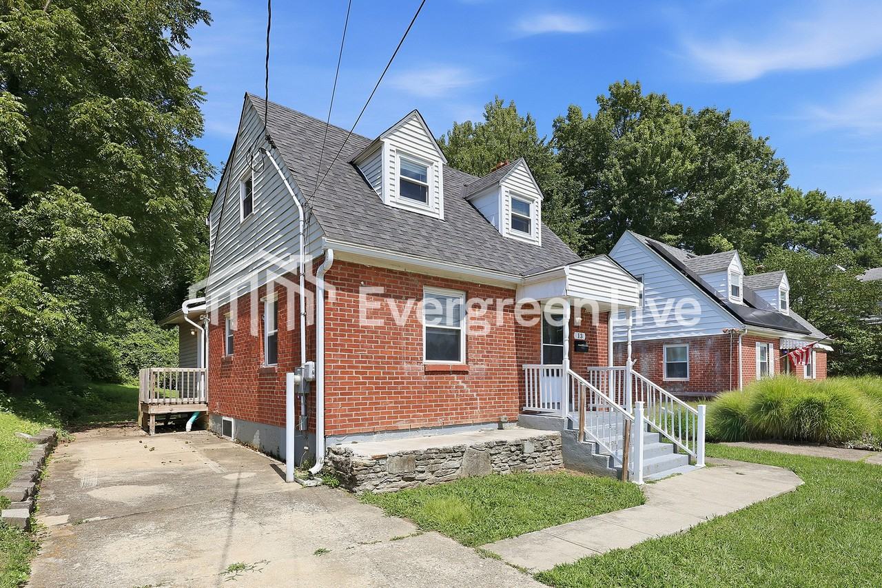 13 Pinehill Dr - Photo 2 of 15