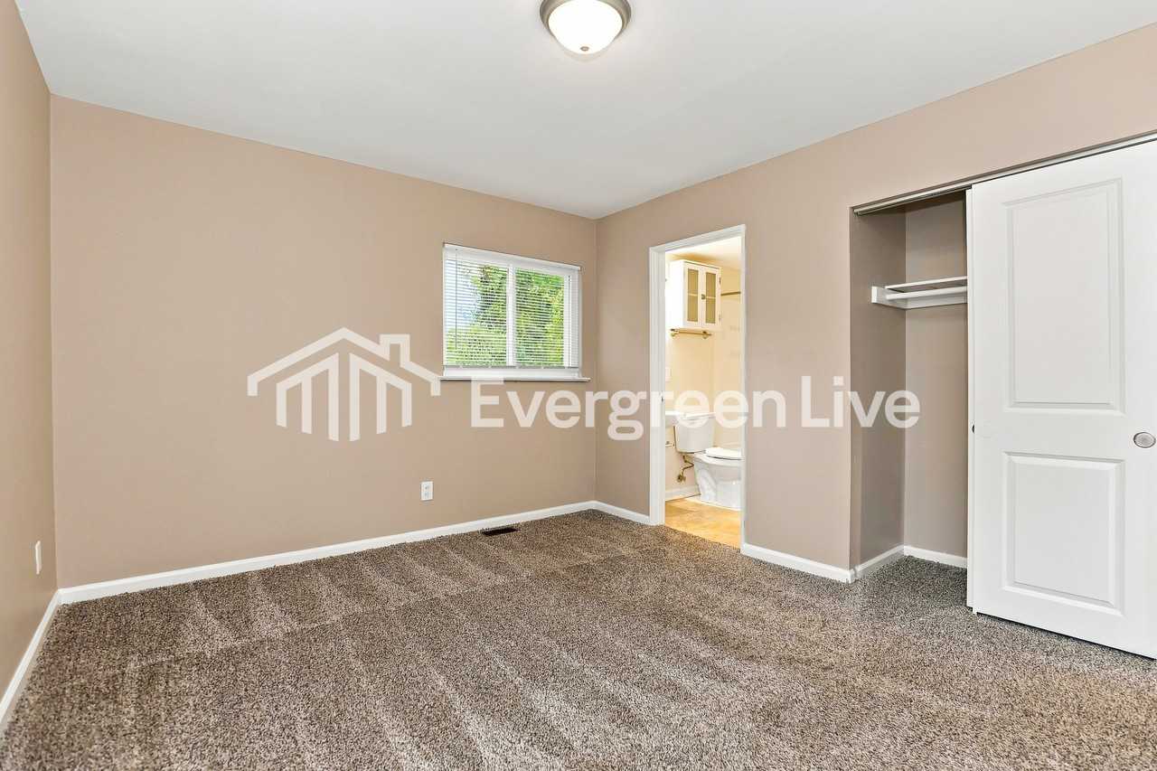 11540 Fitchburg Ln - Photo 6 of 15