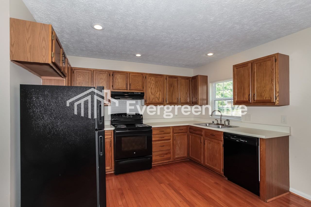 2206 Janes Ln - Photo 6 of 15