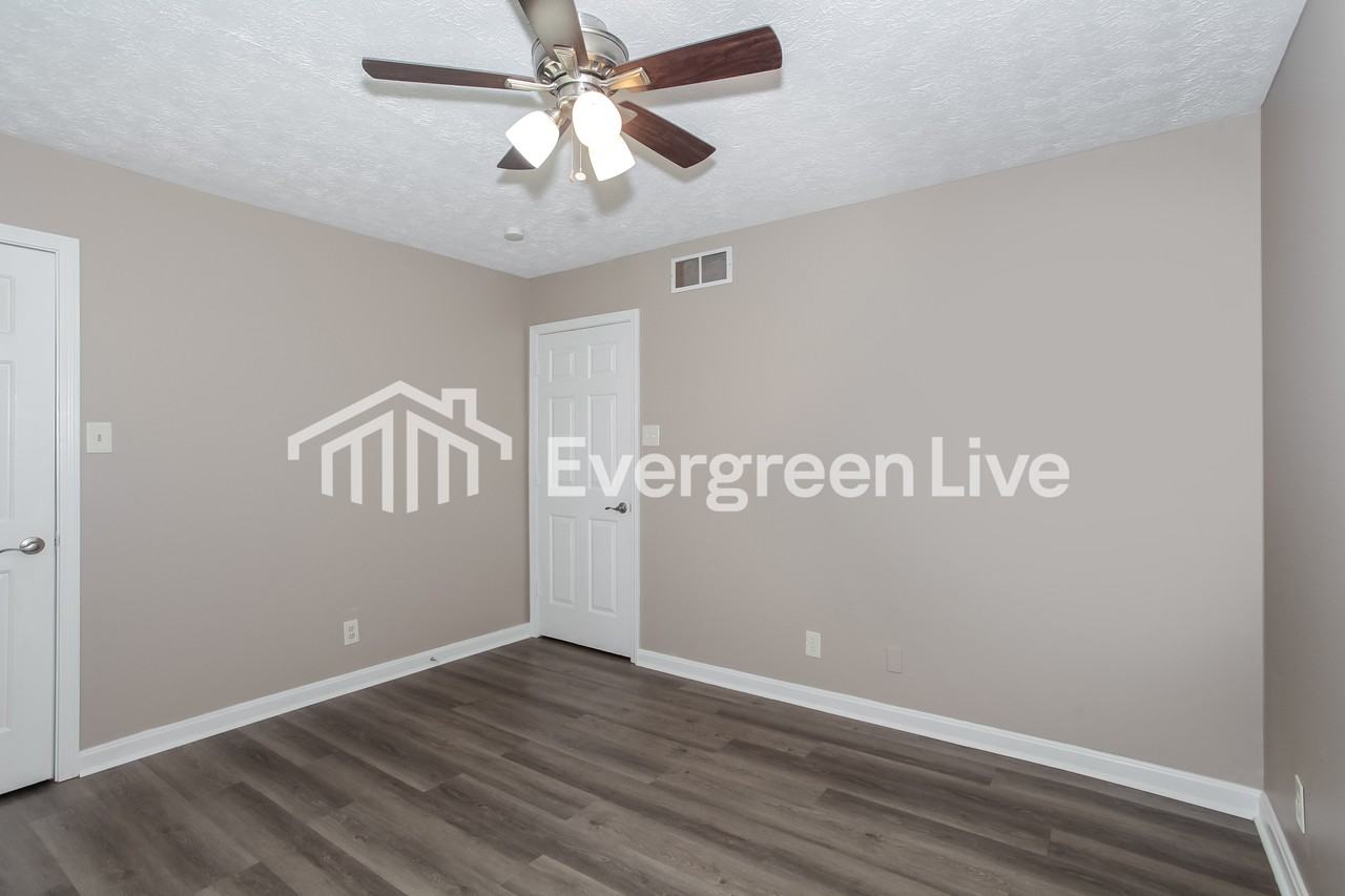 2206 Janes Ln - Photo 7 of 15