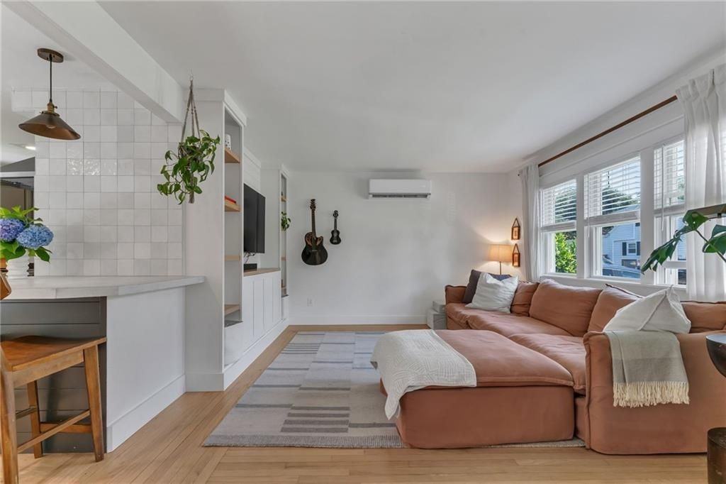 19 Sherwood Rd - Photo 6 of 32