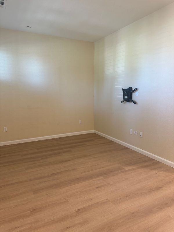 842 Las Flores Rd - Photo 4 of 30