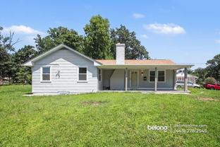 4915 Macon Rd - Photo 1 of 1