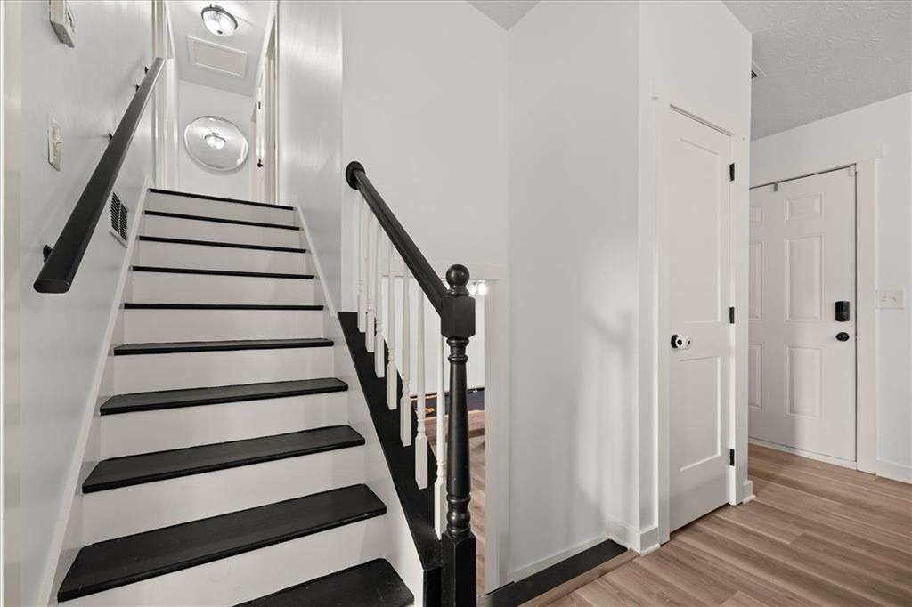 6338 Stablewood Way - Photo 7 of 24