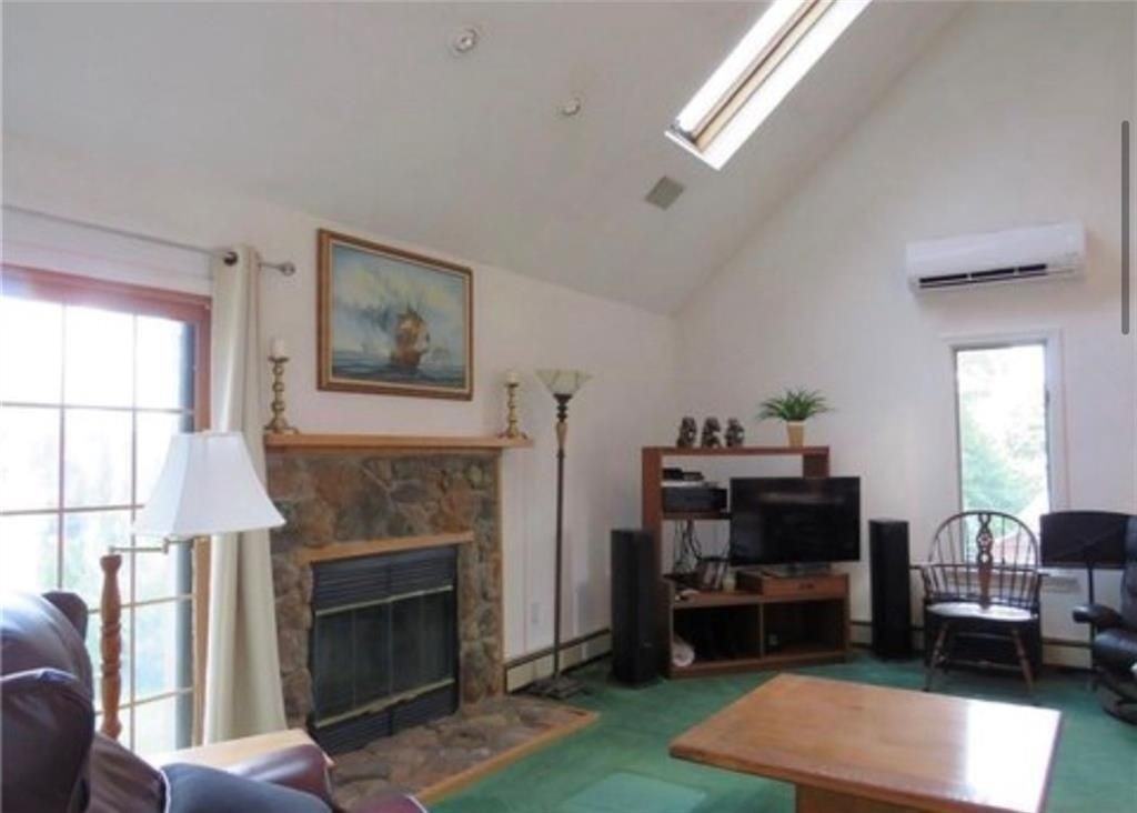 48 Bellevue Ave - Photo 6 of 24