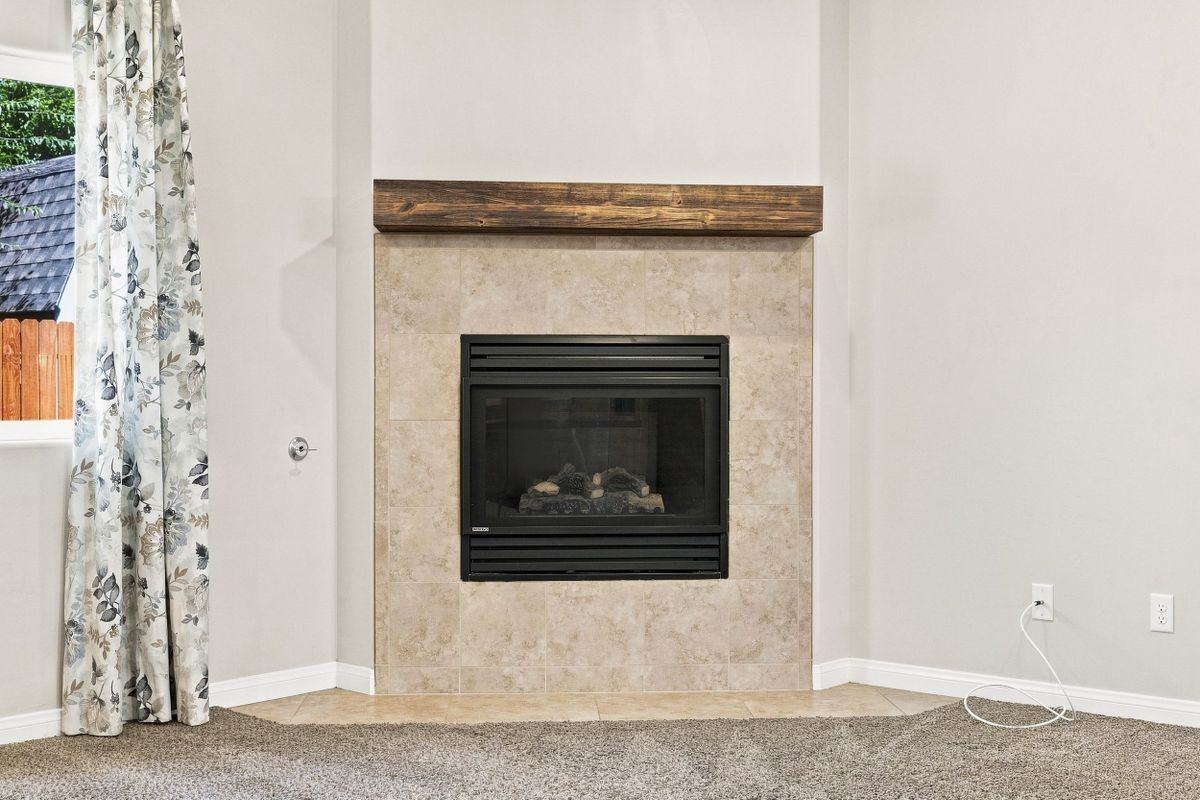 805 Mulberry St - Photo 6 of 37