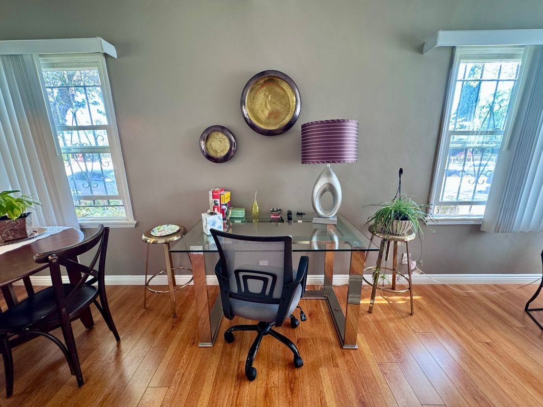 2177 W 27th St - Photo 5 of 15