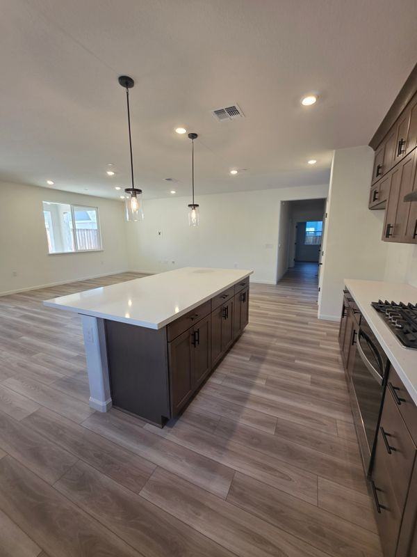 2508 Oleander Dr - Photo 5 of 18