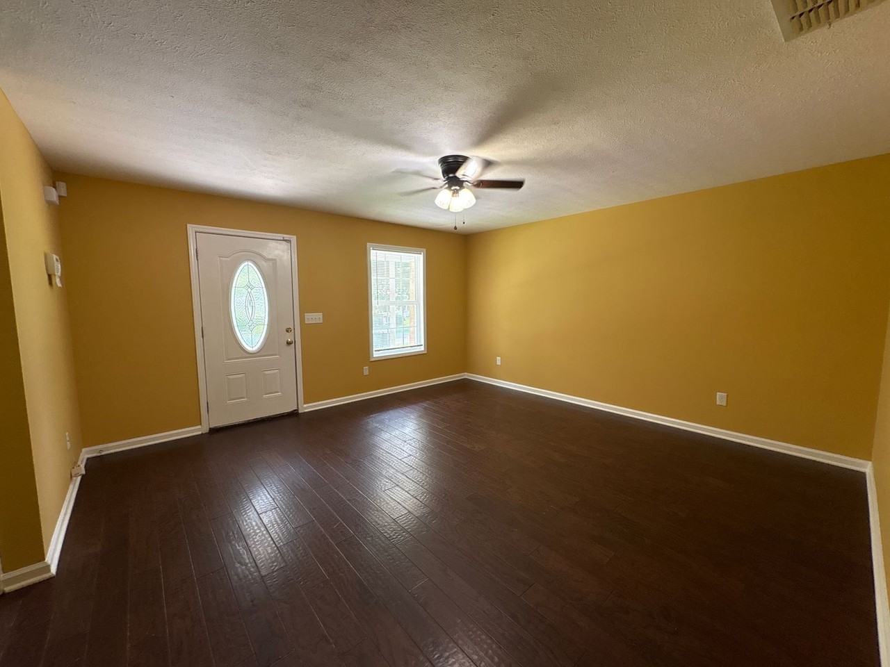 504 Wheeler St - Photo 3 of 21