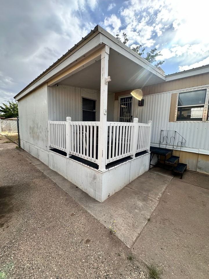 6728 San Luis Obispo Ave Ne - Photo 2 of 26