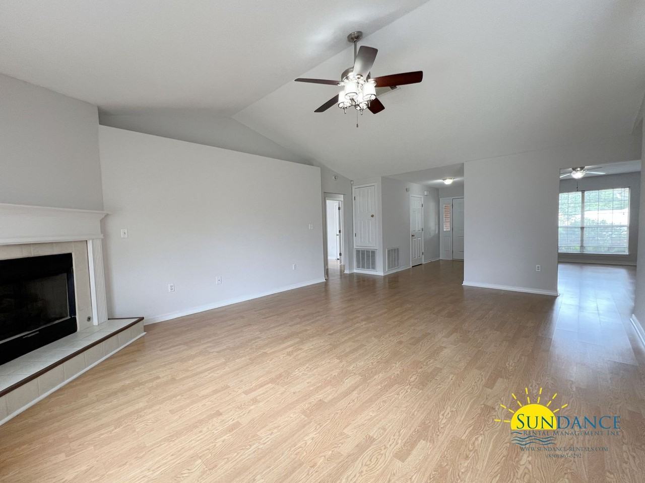 5406 Josh Dr - Photo 4 of 22