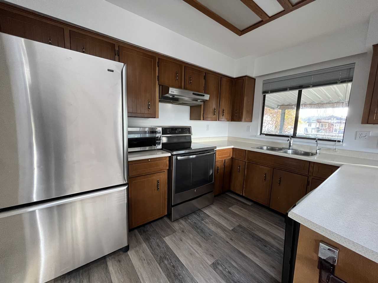 3254 275 Street - Photo 3 of 18