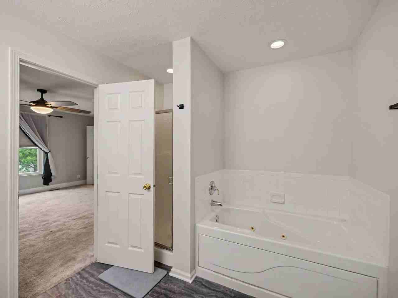 16402 Corby St - Photo 6 of 15