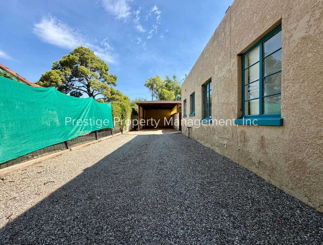 3210 E Linden St - Photo 3 of 44