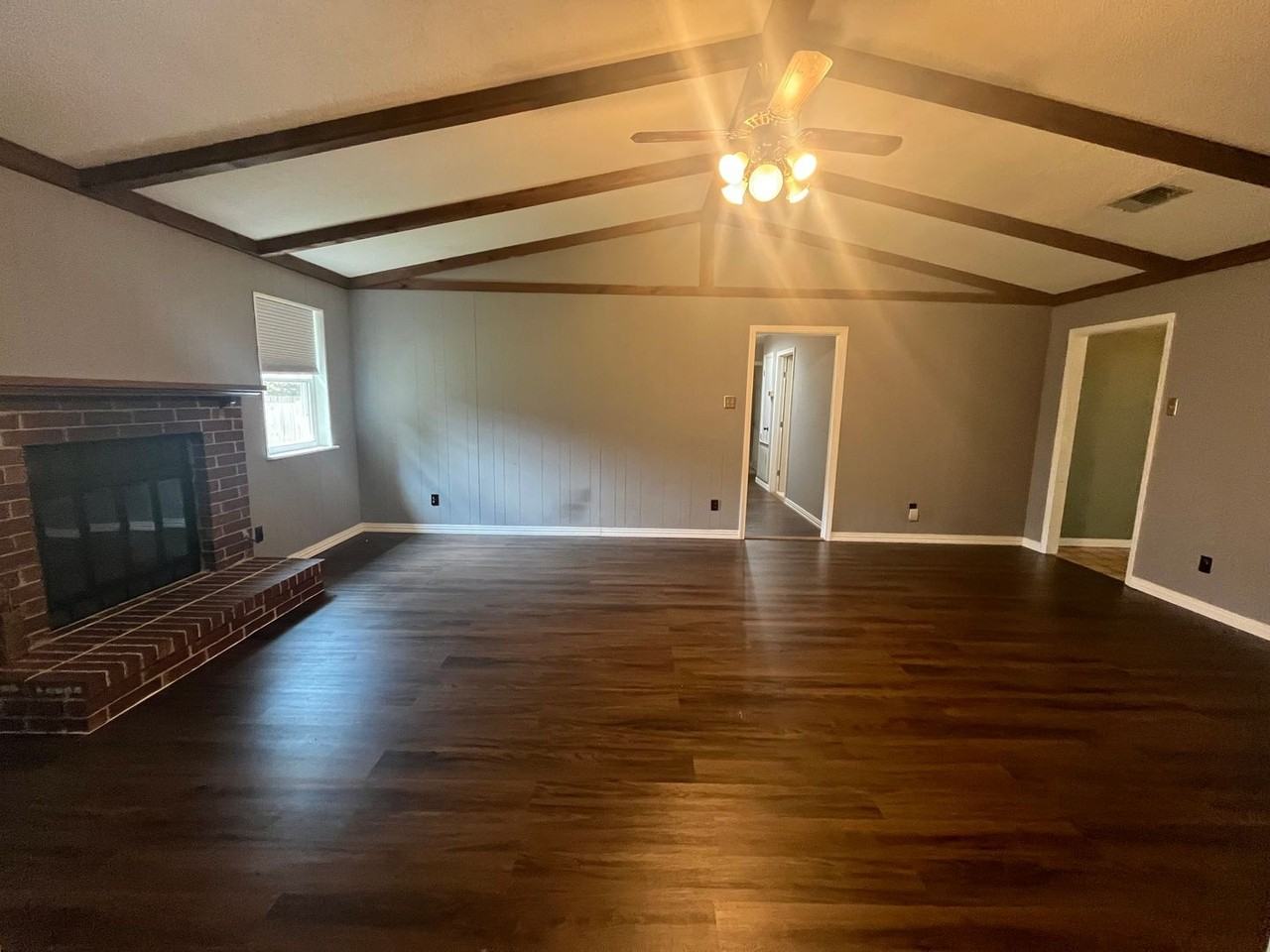 8405 Oak Ridge Rd - Photo 3 of 25