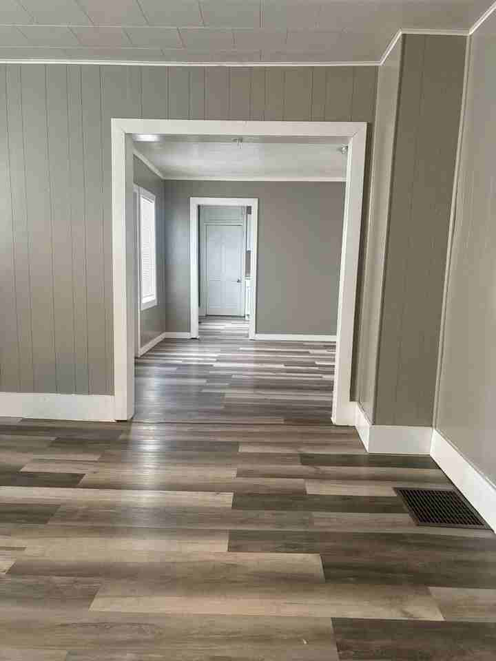 831 Helm St - Photo 3 of 13