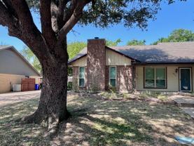 3013 Clover Ln - Photo 1 of 1