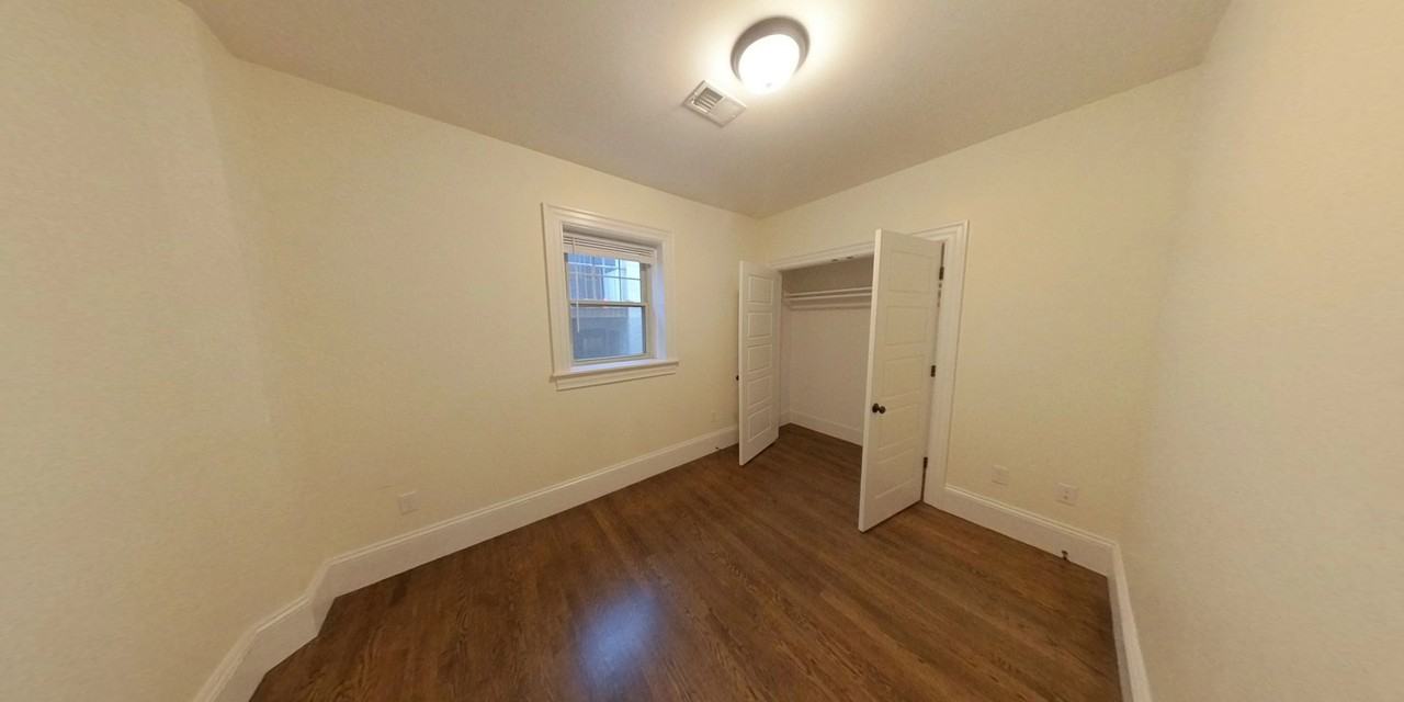 18 Commonwealth Ter #1 - Photo 7 of 12
