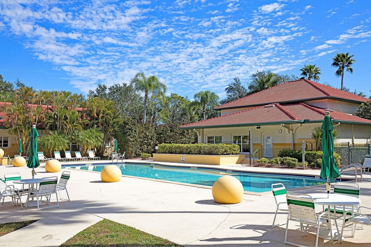 11540 11540 Villa Grand 1207 - Photo 3 of 15