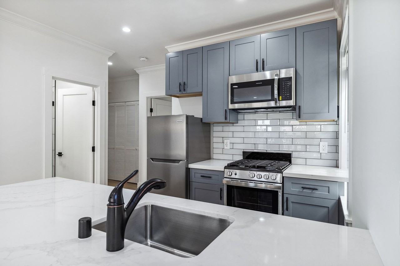 535 Taylor Street - Photo 3 of 33