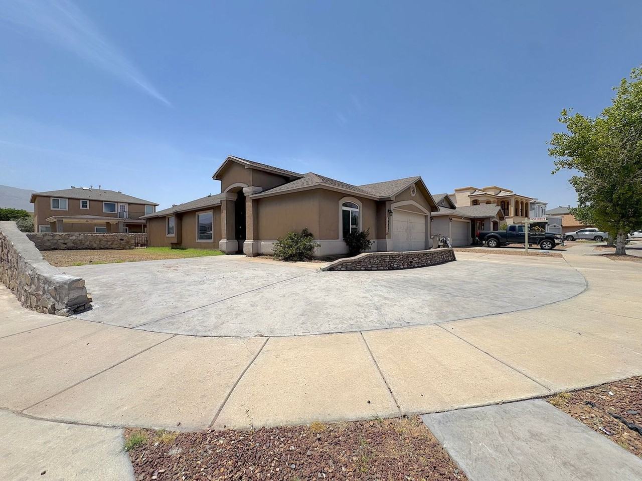 10925 Coyote Ranch Ln