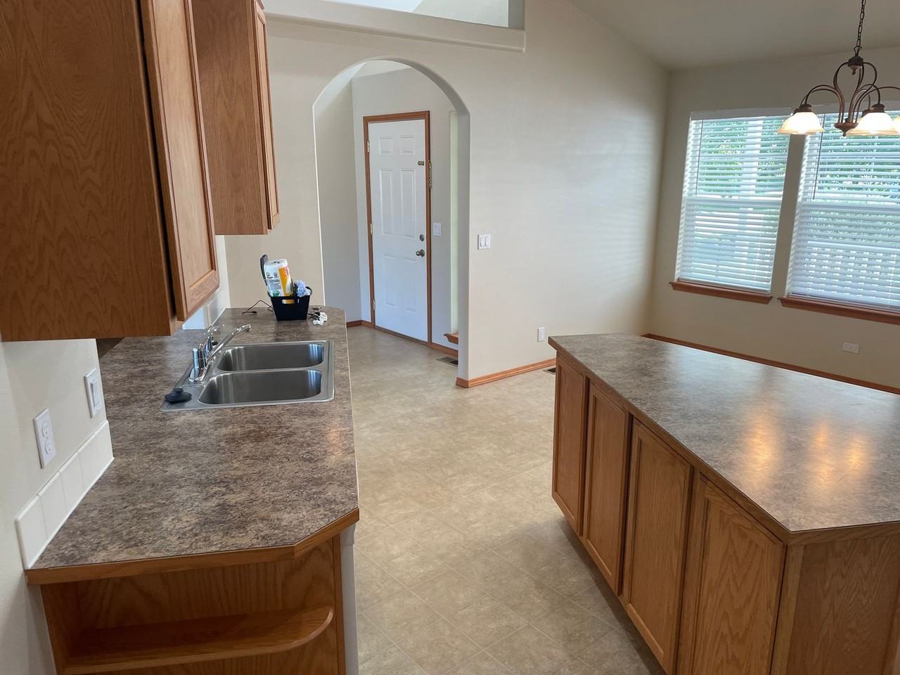 1200 E Warm Springs Ave - Photo 2 of 12