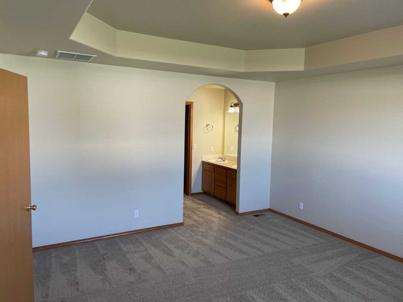 1200 E Warm Springs Ave - Photo 5 of 12