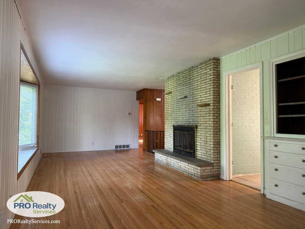 6532 5th Ave S - Photo 2 of 24