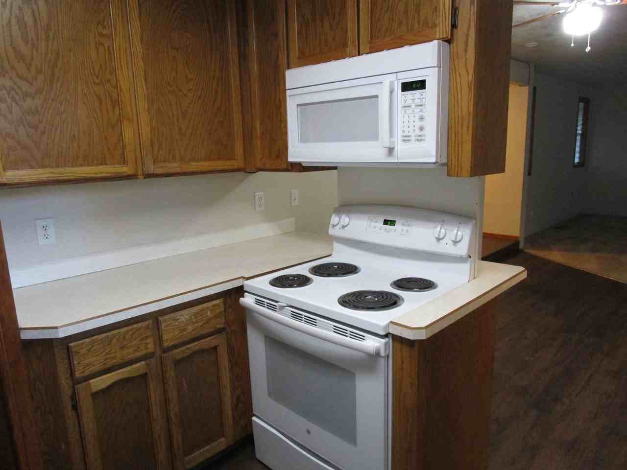 1320 Se 5th St - Photo 7 of 16
