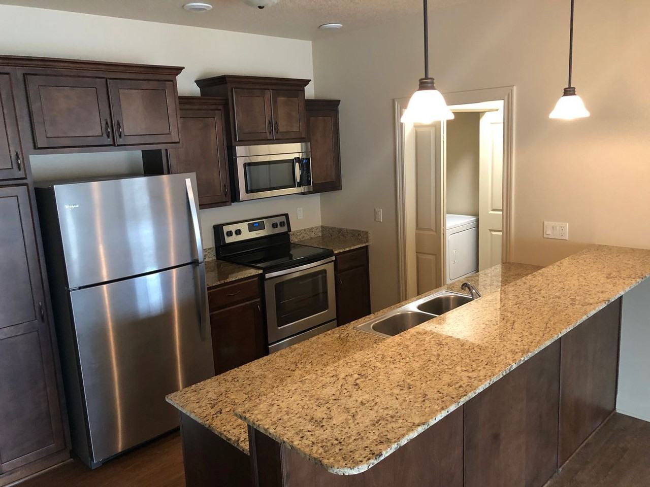 2810 Bobcat Dr - Photo 5 of 13