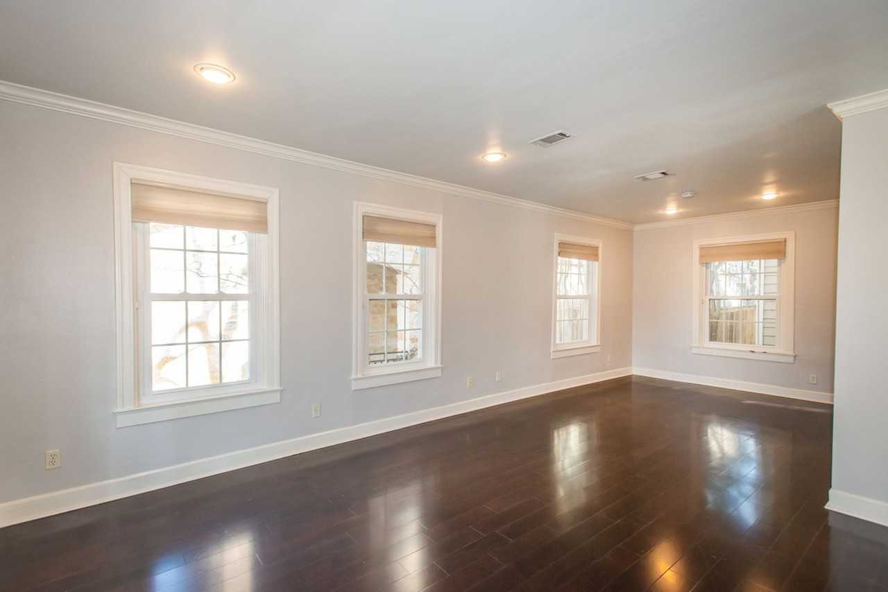 1804 Polo Rd - Photo 4 of 27