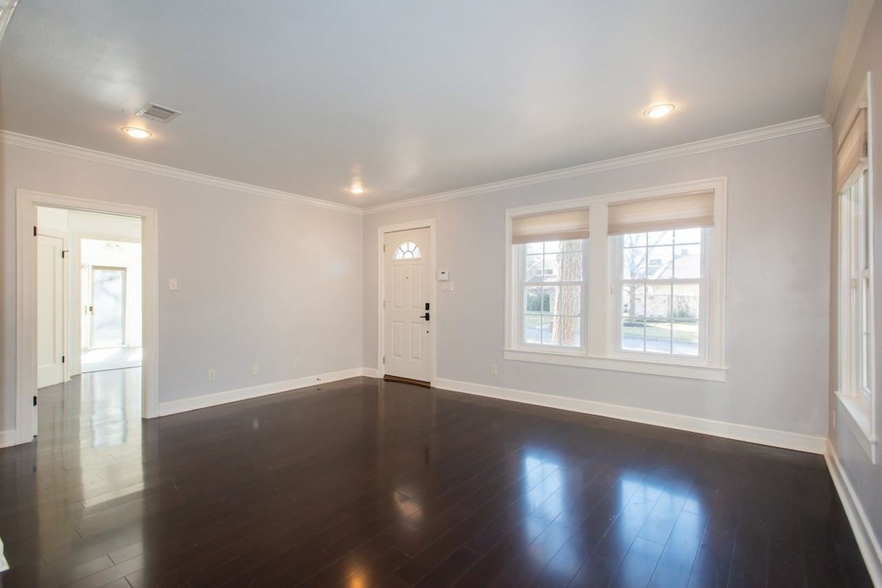 1804 Polo Rd - Photo 5 of 27