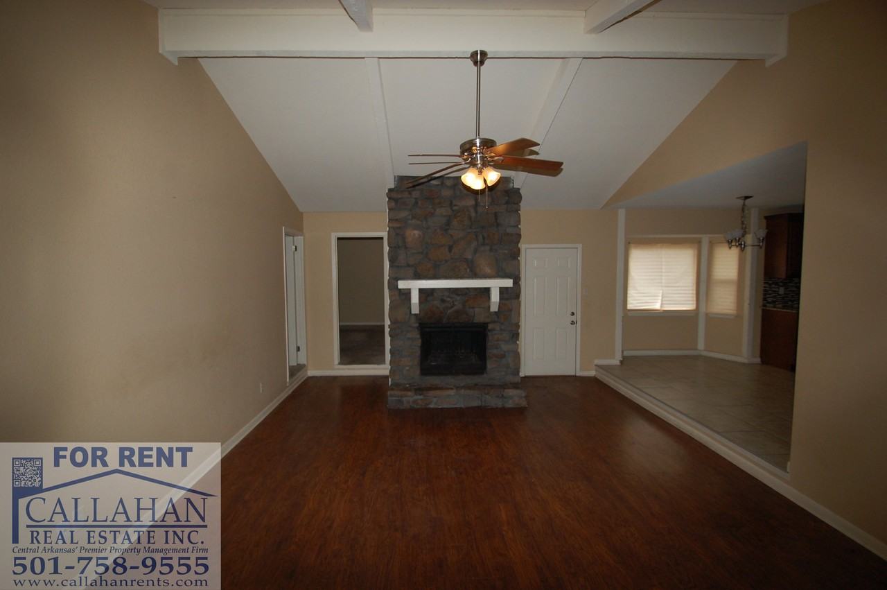 2912 Dorset Dr - Photo 3 of 18