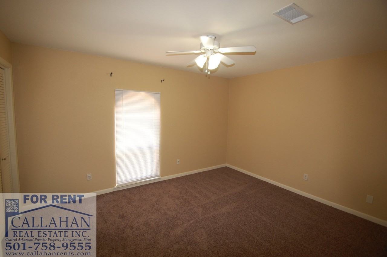 2912 Dorset Dr - Photo 4 of 18