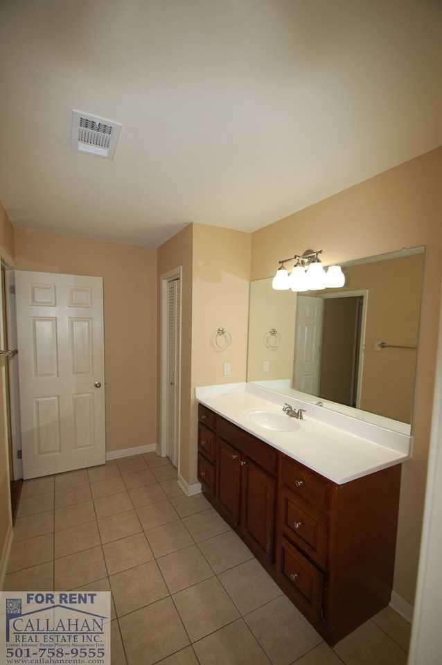 2912 Dorset Dr - Photo 7 of 18