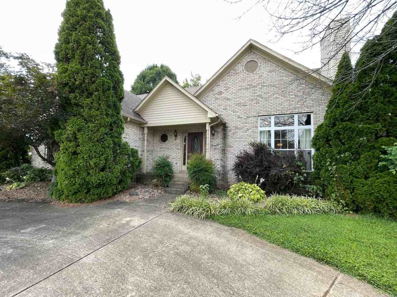 3914 Stone Hollow Dr - Photo 2 of 39