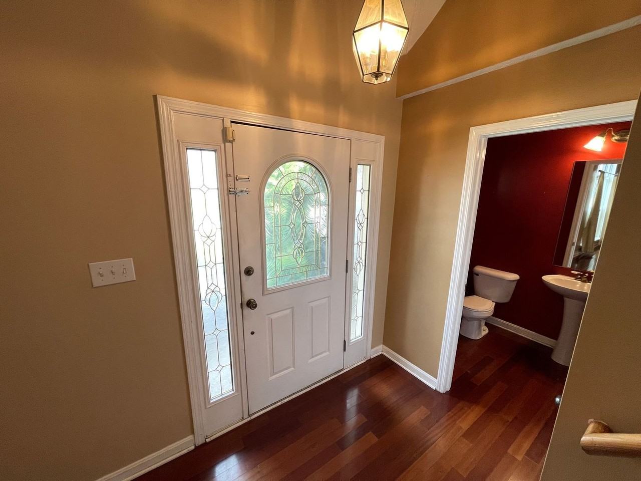 3914 Stone Hollow Dr - Photo 5 of 39