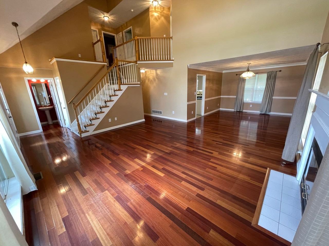 3914 Stone Hollow Dr - Photo 7 of 39