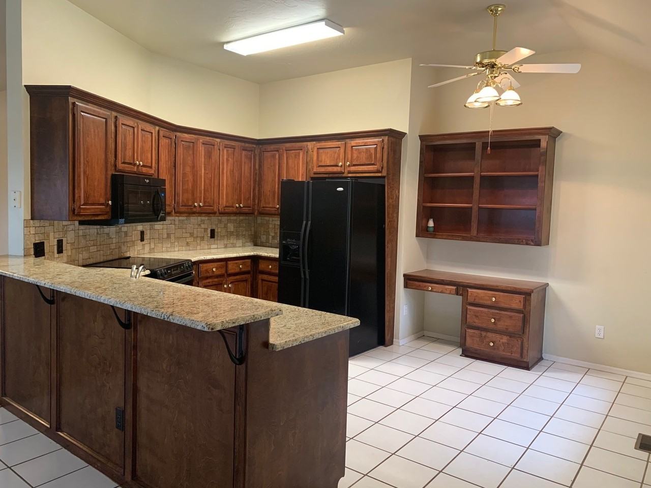 10300 Cumberland Ln - Photo 3 of 28