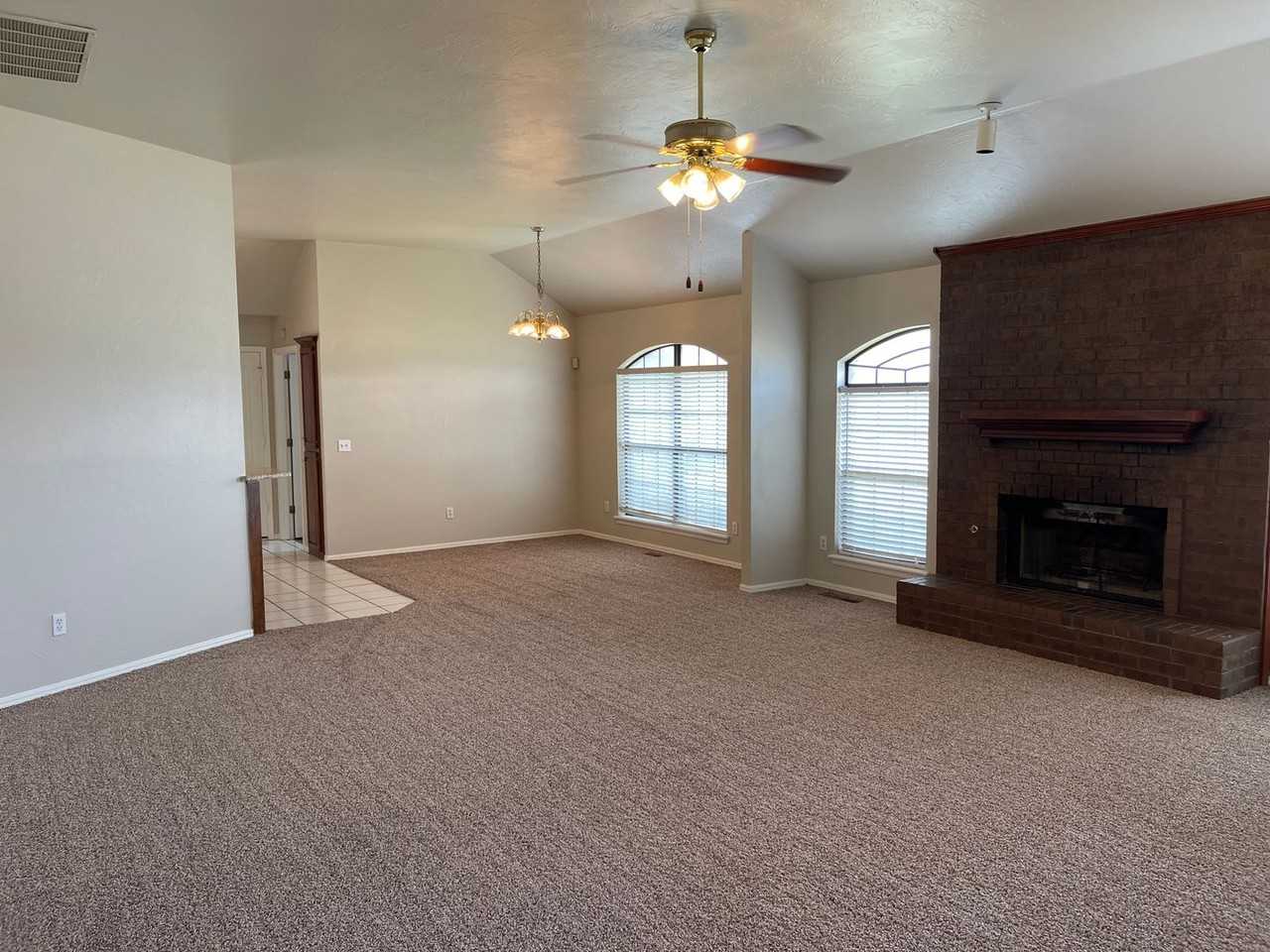 10300 Cumberland Ln - Photo 6 of 28