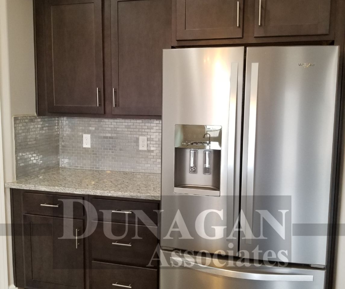 401 Baler Ln - Photo 5 of 17