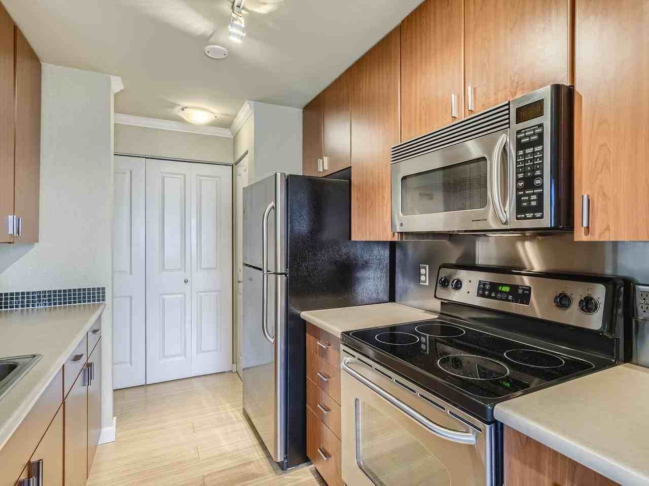 11801 100th Ave Ne #A302 - Photo 5 of 12