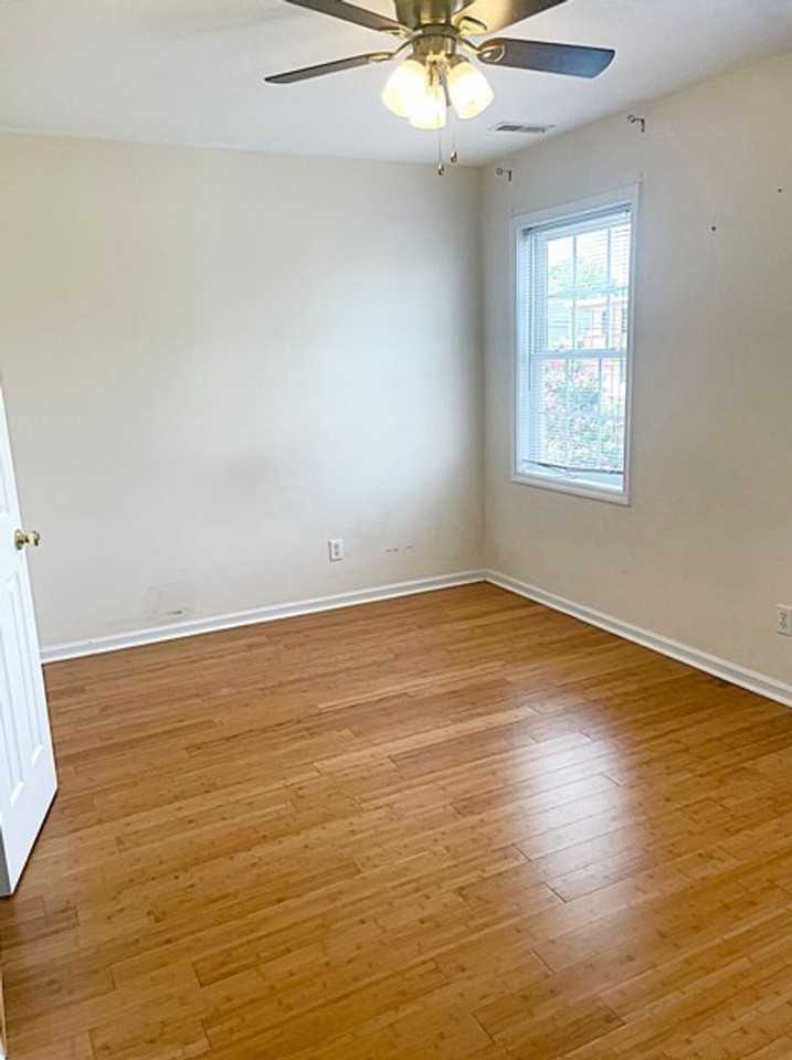 818 N 24th St - Photo 7 of 10