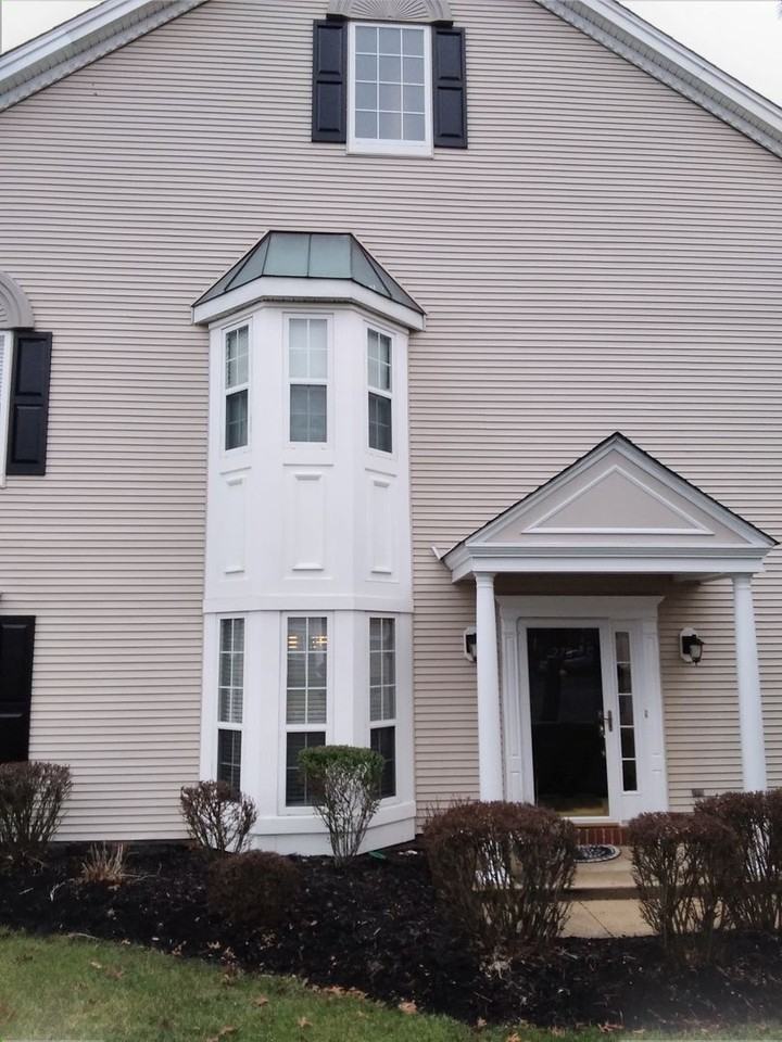 273 Daniele Dr - Photo 2 of 25