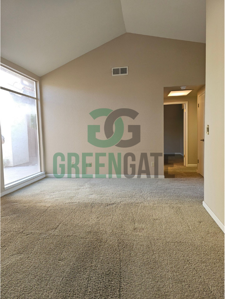 3557 Claremont Ave - Photo 5 of 28
