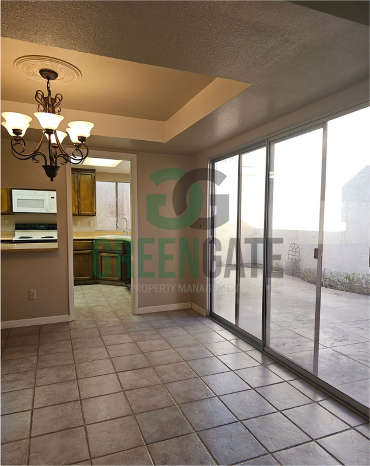 3557 Claremont Ave - Photo 6 of 28