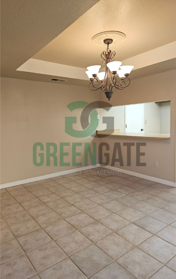 3557 Claremont Ave - Photo 7 of 28